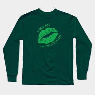 Kiss Me St Patricks Day 2021 Long Sleeve T-Shirt